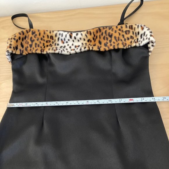 Pinup Couture Stephanie Wiggle Dress, Black with Faux Fur Trim, Size Medium - Picture 7 of 9